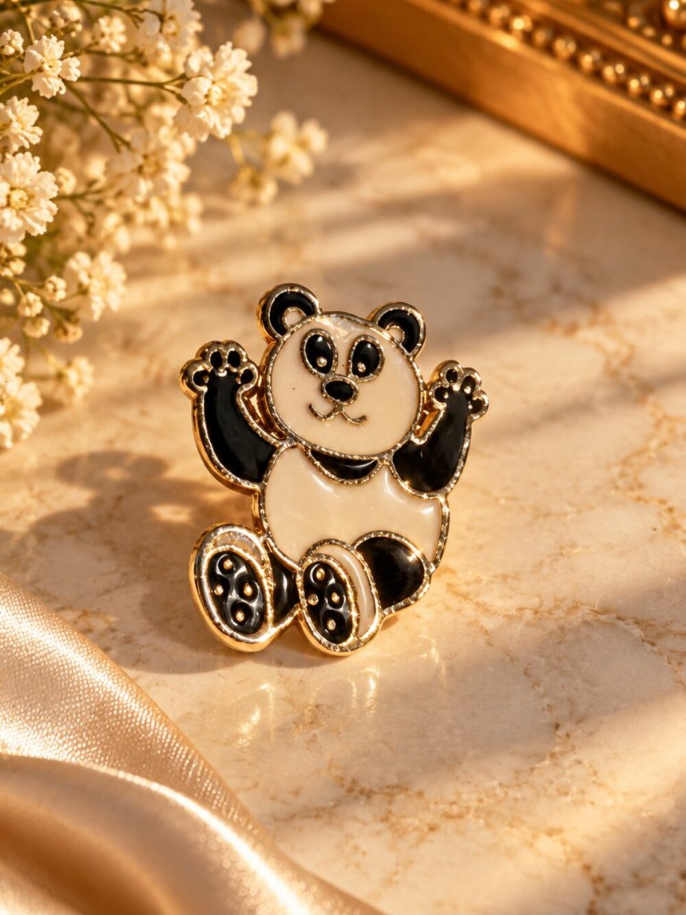 Cute Panda Bear Enamel Brooch Pin – Gold Tone Black & White Animal Jewelry